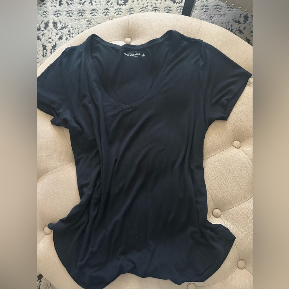 Abercrombie & Fitch Black Short Sleeve Tee